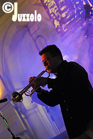 Enrico Ruggeri in piazza San Carlo