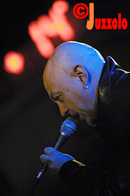 Enrico Ruggeri in piazza San Carlo